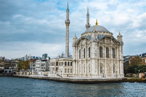 Dolmabahce Palace Bosphorus 10 Destinations Tour