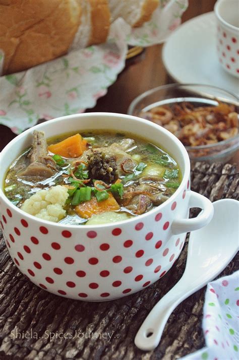 Berbicara tentang sup ayam kampung, ada satu warung sup ayam kampung yang cukup terkenal di klaten bernama sup resep sup ayam kampung. Spices Journey: SUP AYAM KAMPUNG KOWWW..