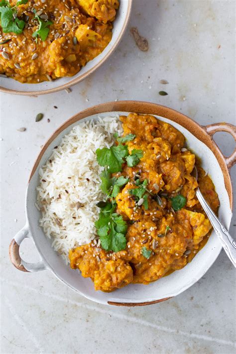 This Vegan Cauliflower And Red Lentil Curry Is A Delicious And Filling