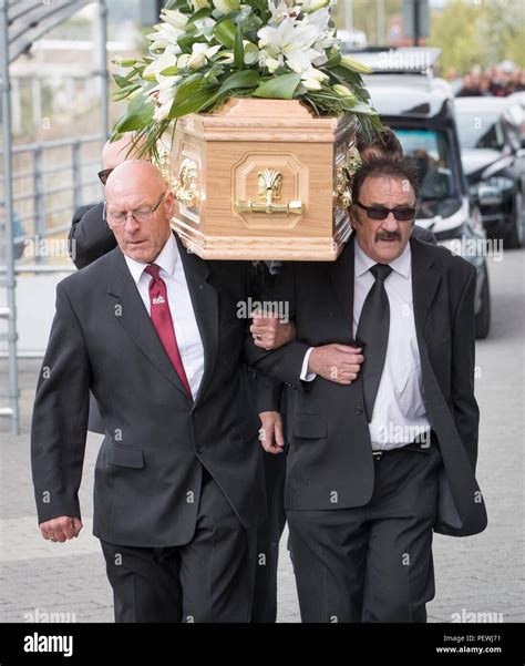 Paul Elliott Right Carries The Coffin Of His Brother Barry Chuckle 73 Real Name Barry