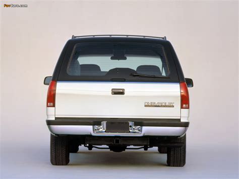 Chevrolet Suburban Gmt400 199293 Images 1024x768