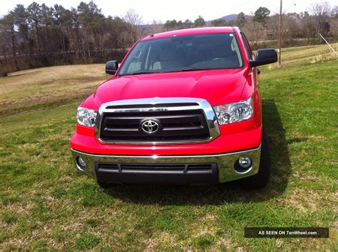 2010 Toyota Tundra Crewmax 4dr 5 7 L V8 Trd Off Road Package 6disc Cd