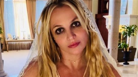 Nach Verwirrendem Post Britney Spears Deaktiviert Instagram