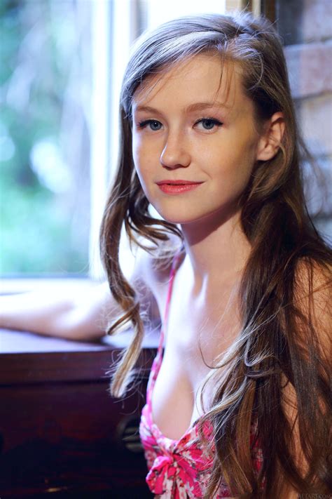 Emily Bloom hermosa modelo ucraniana de met art Imágenes Taringa