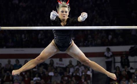 No Surprises Gymnast Chelsea Davis Thriving On Uneven Bars Georgia