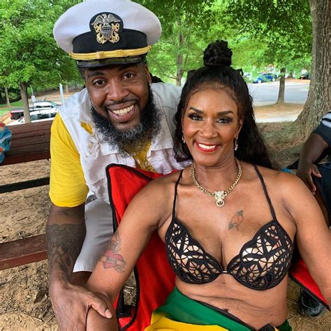 51 Hot Pictures Of Momma Dee Which Are Basically Astounding The Viraler