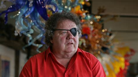 Former Contractor Sues Dale Chihuly Claiming He Helped Create Artwork