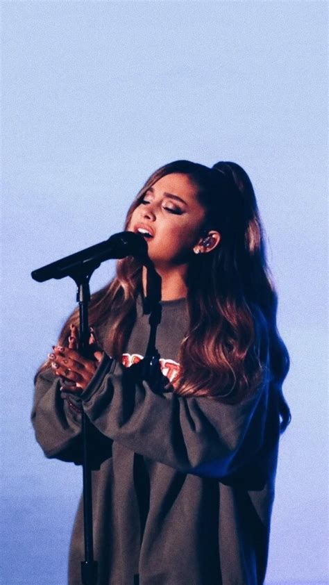 Ariana Grande Singing Wallpapers Wallpaper Cave