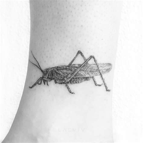 Geometric Tattoo Triangle Tattoo Tattoos Instagram Tattoo Ideas