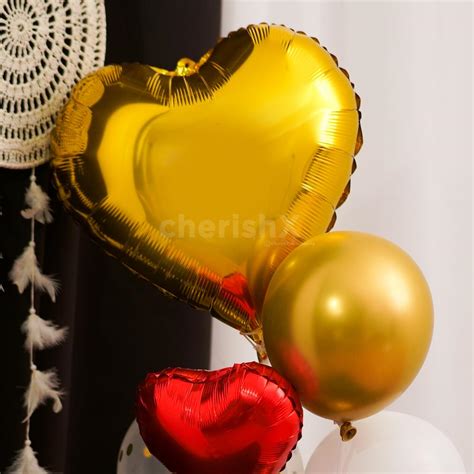 Romantically Express Your Love With Red And Golden Balloon Bouquet Delhi Ncr