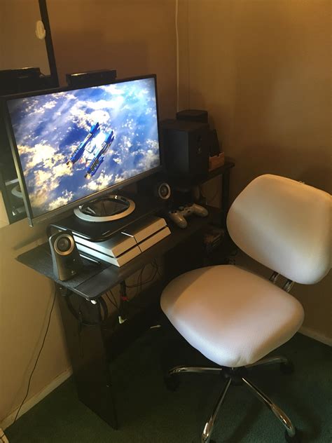 Pretty Simple Gaming Station Mainly Use It For My Ps4 R