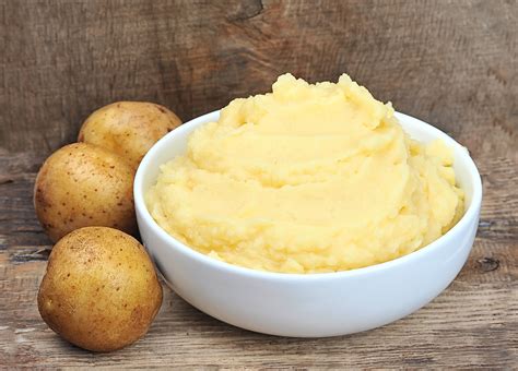 Cooked potatoes are safe because the toxins are you can add some mashed potatoes to your cat's dry or canned food every now and then to give it. ᐉ Can Cats Eat Mashed Potatoes # Crazy Pet Guy - Cats Are ...
