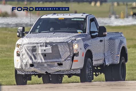Review 2023 Ford F350 Super