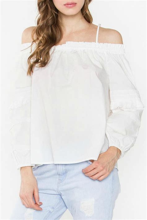 White Cold Shoulder Top White Cold Shoulder Top Tops Top Outfits