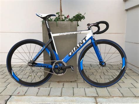 Our reputation for excellence is validated through a quality control and assurance program that includes more than one million annual product tests. Sold: Giant Omnium Track Bike (Medium) | Bike Hub