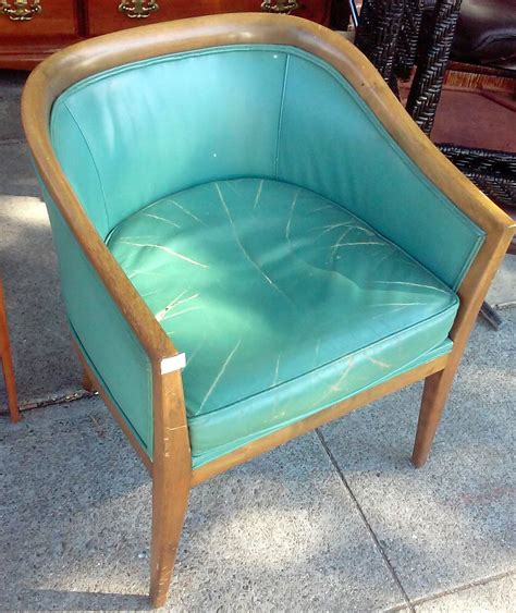 Uhuru Furniture And Collectibles Sold 7671 Mid Century Barrel Armchair