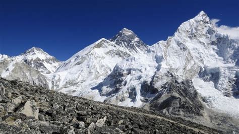 Mount Everest Höchster Berg Der Welt Wird Neu Vermessen Sternde