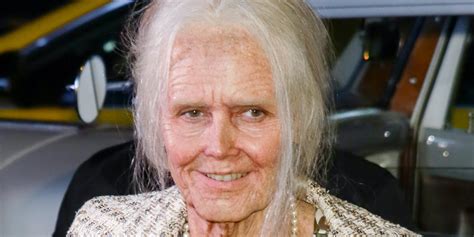 Heidi Klum Transforms Herself Into Old Lady For Annual Halloween Party