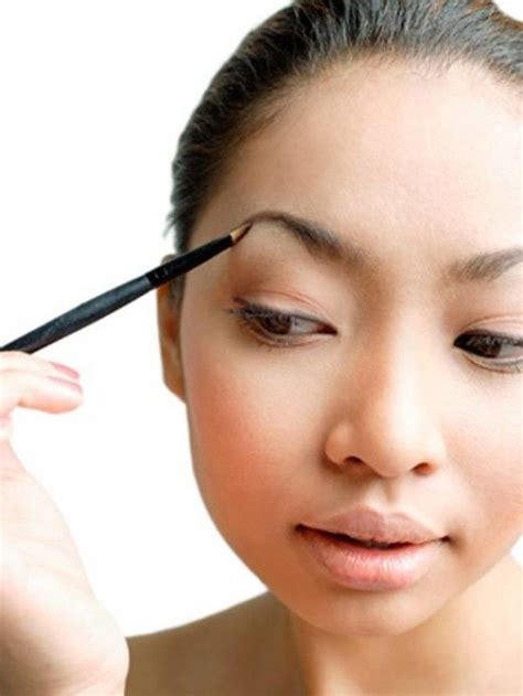 Tips For Thick Eyebrows Bb Beauty Real Beauty All Things Beauty