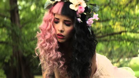 VideoreacciÓn Melanie Martinez Soaptraining Wheels Youtube