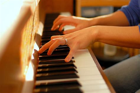 9 High Impact Benefits Of Playing The Piano Updated 2020