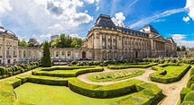 The Royal Palace in Brussels | ComparaBUS Blog