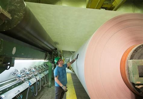 Canadas Paper Excellence To Buy Resolute Forest Products In 27 Bln
