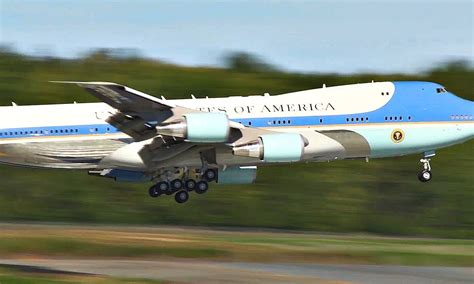 Air Force One 747 Worlds Most ‘powerful Aircraft Landing In Alaska