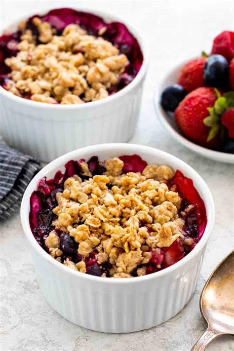 Mixed Berry Crisp Recipe The Recipe Critic