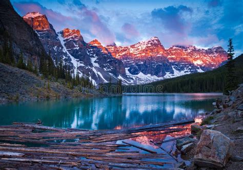 Sunrise At Moraine Lake In Banff National Park Alberta Stock Image