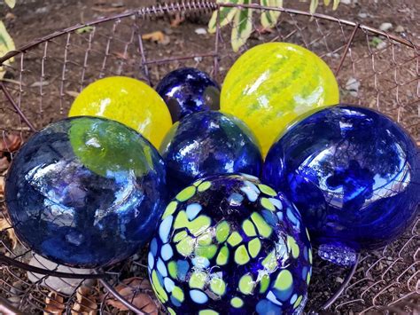Blue And White Floats Set Of Four 2 54 5 Etsy Glass Blowing Hand Blown Glass Glass Floats
