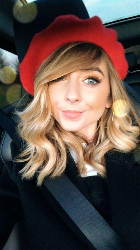 Zoella Sexy Pictures 35 Pics Sexy Youtubers