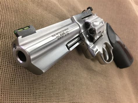 Ruger Model Gp100 357 Magnum 7 Shot Stainless Fiber Optic Sight