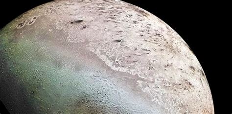 5 Celestial Facts About Triton Neptunes Largest Moon The Fact Site