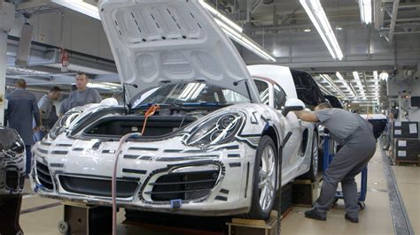 Porsche 911 Production Line Youtube