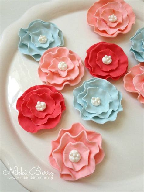 Fondant Flower Brooch Cupcake Toppers By Nikkiikkin On Etsy 3000