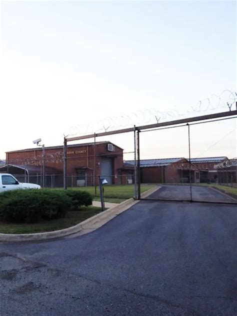 Calhoun County Jail Al Inmate Search Mugshots Prison Roster Visitation