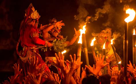 One Of The Best Kecak And Fire Dance Performances In Bali Tanah Gajah