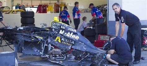 Dan Wheldon S Last Crash 21 Pics Video