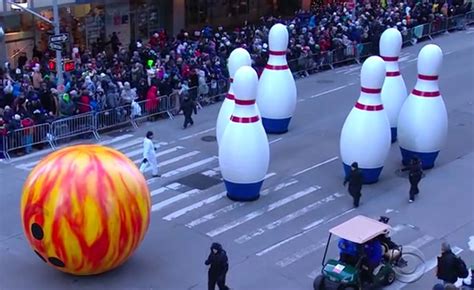 Go Bowling Macys Thanksgiving Day Parade Wiki Fandom