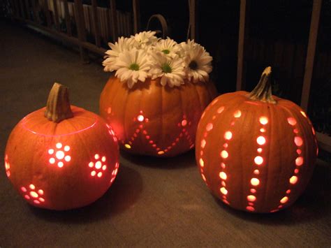10 Creative Pumpkin Carving Ideas
