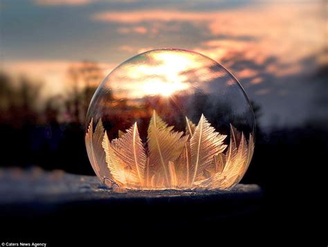 Michelle Lynn Fritz Photographs Freezing Ice Crystals On Bubbles That