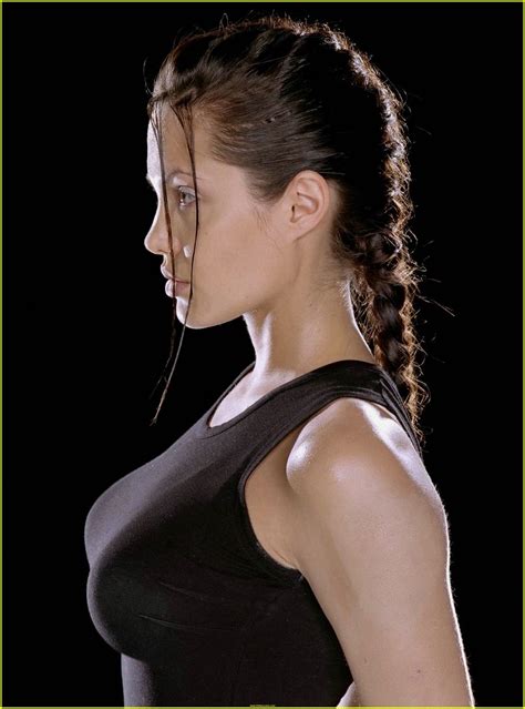 Full Sized Photo Of Angelina Jolie Tomb Raider Costume11 Photo 221241