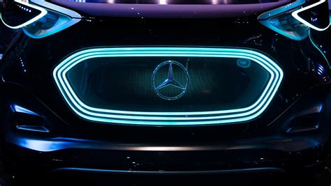 The Mercedes Benz Sprinter Goes Electric FariCars