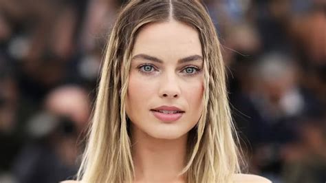 Margot Robbie Color Season Complete Color Analysis Hair Eyes And Skin