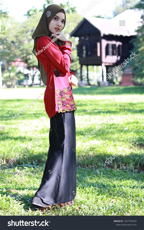 Elegant Lady Traditional Malay Attire Baju Stock Photo 1267783939