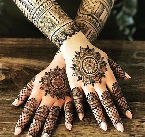 Heavy Floral Mehndi Design Folder