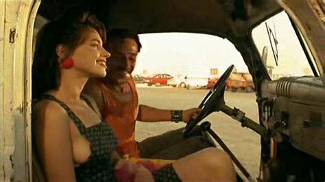 Béatrice Dalle Nue Dans Betty Blue