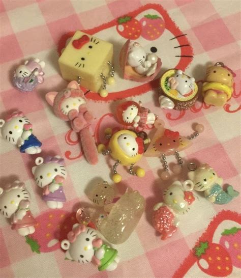 Pp0dae On Ig Sanrio Hello Kitty Hello Kitty Items Hello Kitty