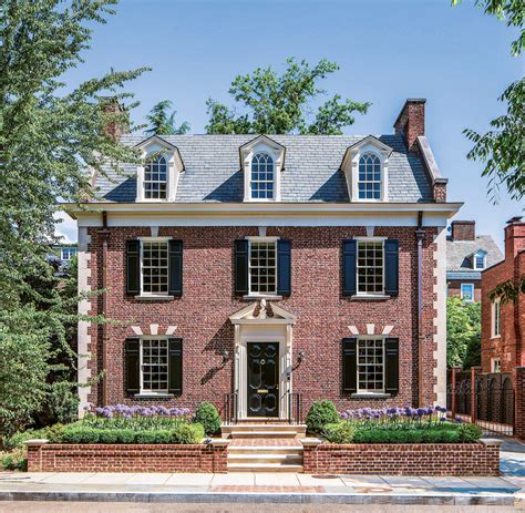 Donald Lococo Architects Modernizes A Dc Traditional Home Period Homes